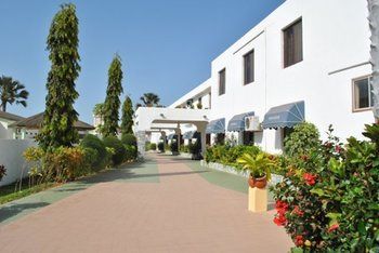 Paradise Suites Hotel Kololi Zewnętrze zdjęcie